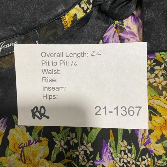 guess silk floral keyhole blouse Small Peplum Top - Picture 5 of 5